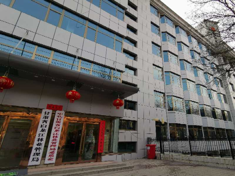 外墻裝飾板生產廠家帶您深入了解外墻裝飾板的應用